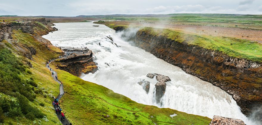 Stunning Waterfalls Around the World