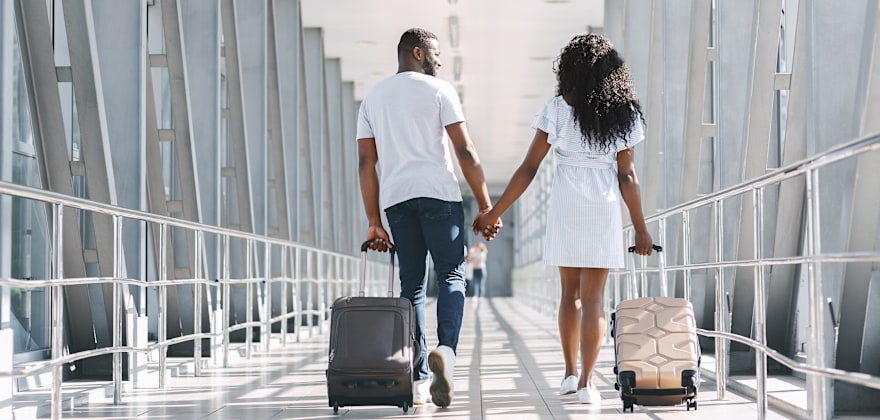 How to Avoid Airline Baggage Fees