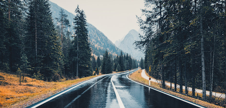 How to Safely Drive in the Rain