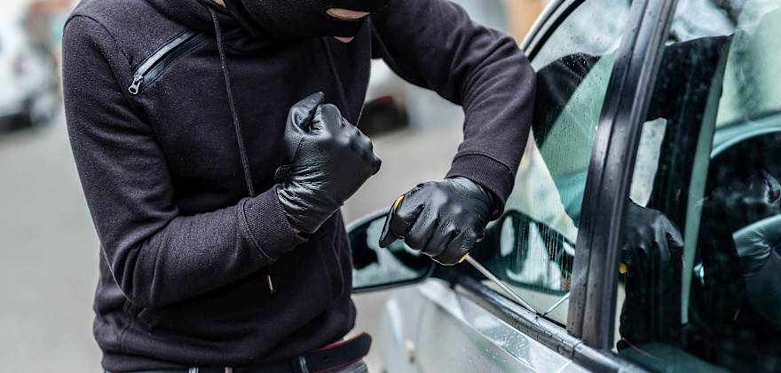 Practical Ways to Avoid Car Break-ins
