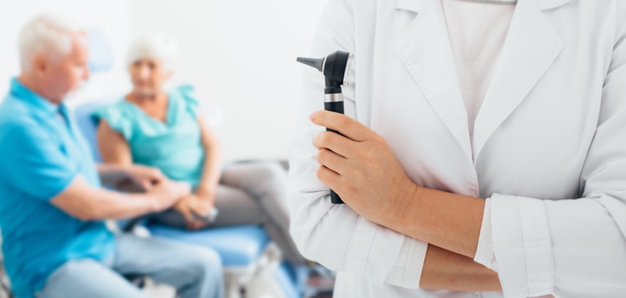 What Senior Drivers Need to Know About Hearing Loss