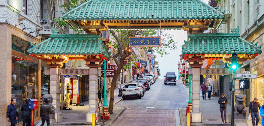 5 Vibrant Chinatowns in the West