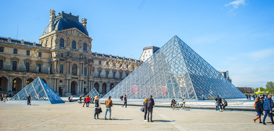 How to Beat the Crowds When Traveling