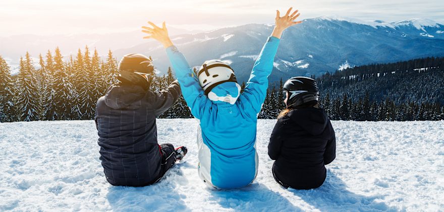 8 Tips for a Less Expensive Ski Weekend