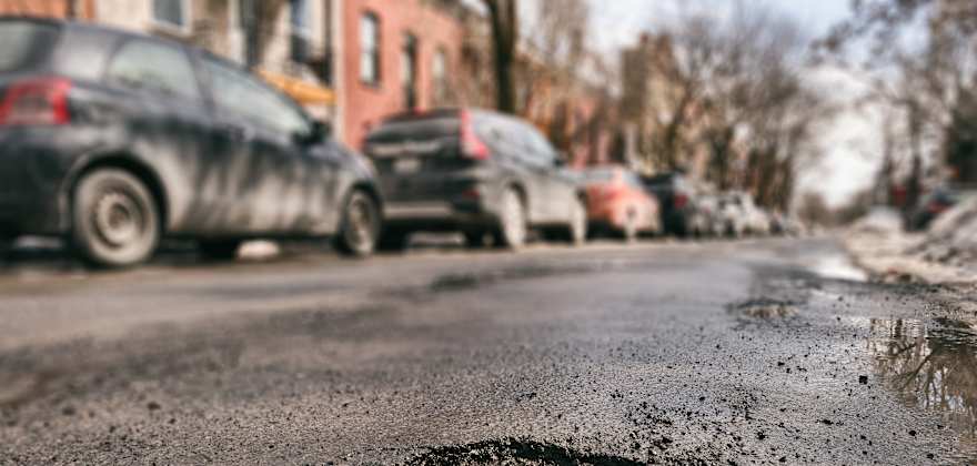 How to Avoid Pothole Damage