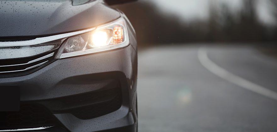 When to Use High Beam vs. Low Beam Headlights