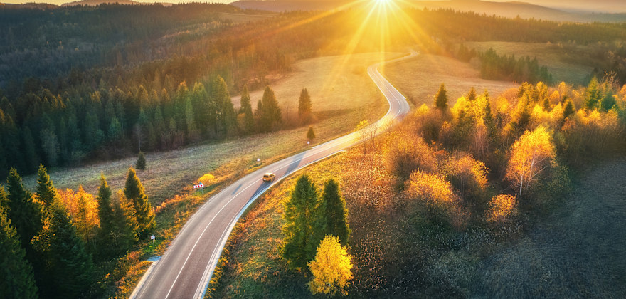 8 Tips to Avoid Glare While Driving