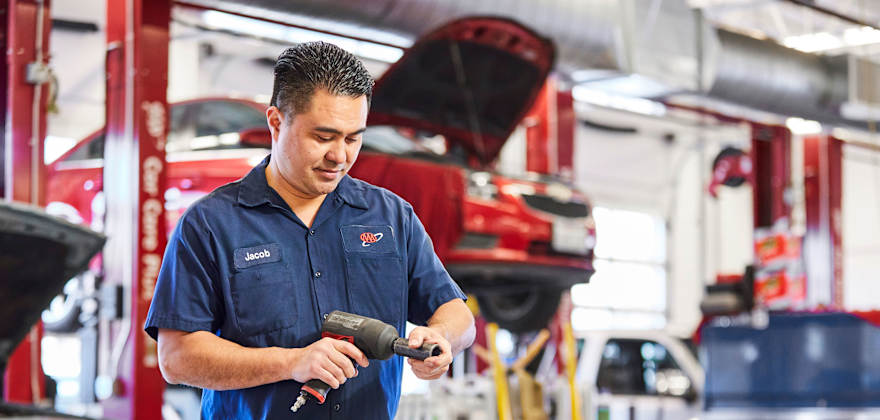 How to Find a Quality Auto Shop and Get the Most From Your Mechanic
