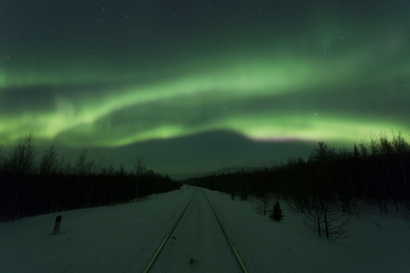 see the northern lights in fairbank on railbookers