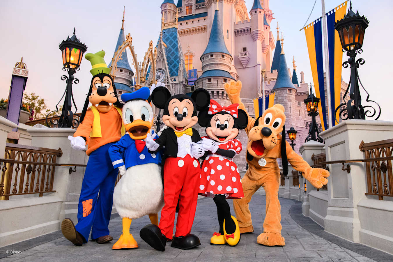 see cinderella castle on a disney vacation in florida