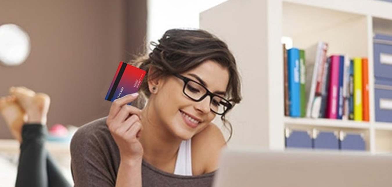 a AAA Member gets online shopping discounts