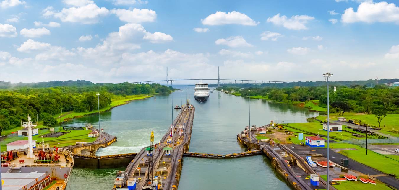 holland america ship approaching locks in panama canal