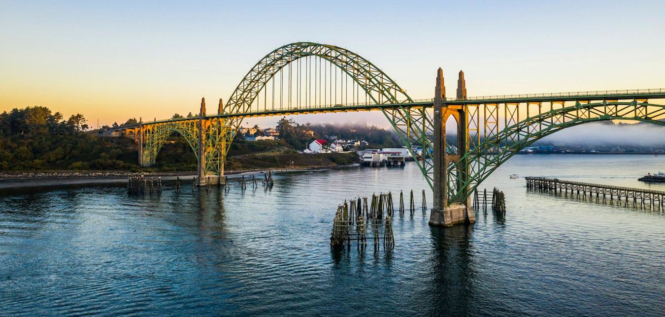 Yaquina Bay Bridge in Newport, Oregon at sunset.