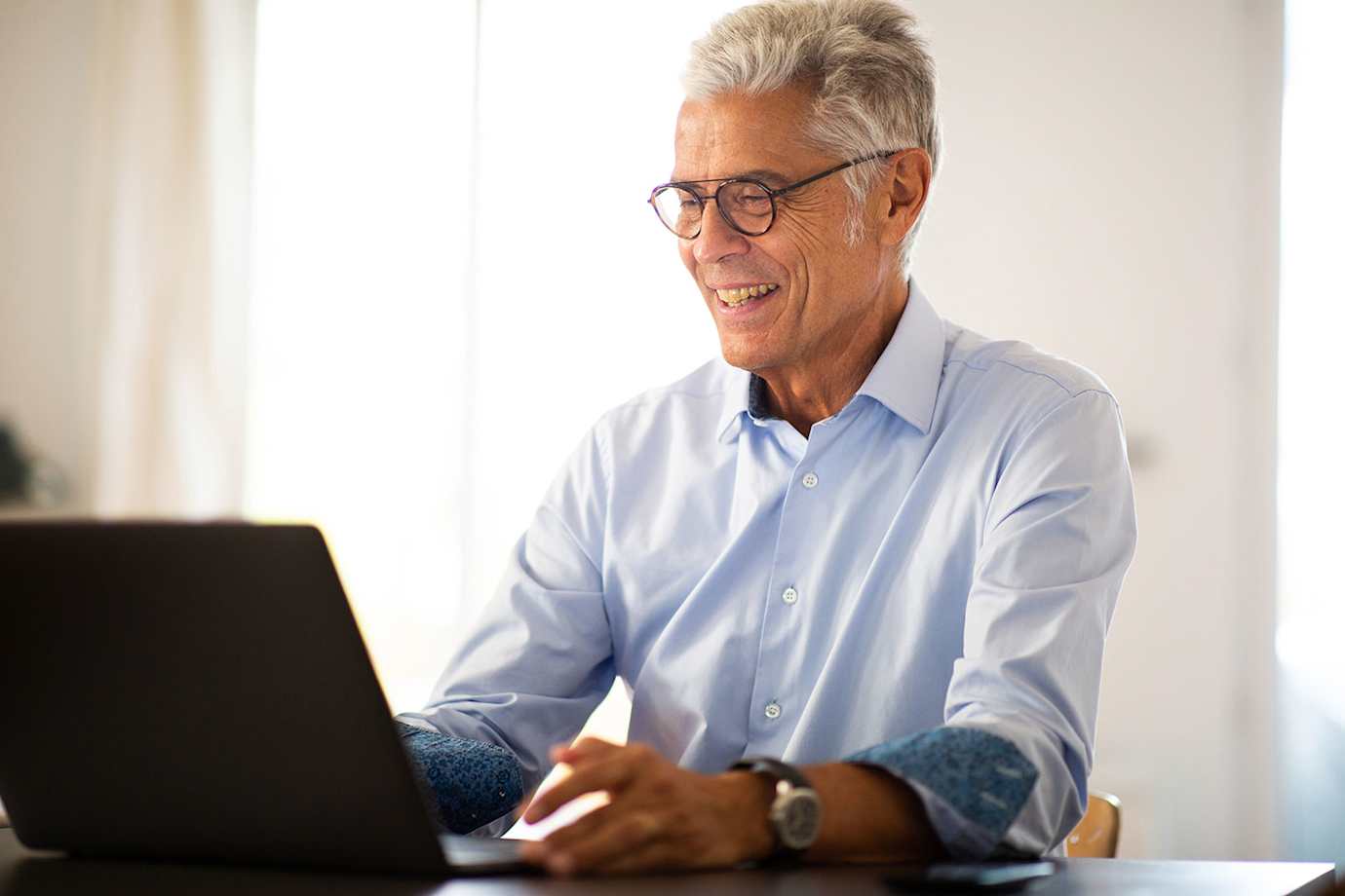 a Blue Shield customer takes a free Roadwise Driver class from AAA