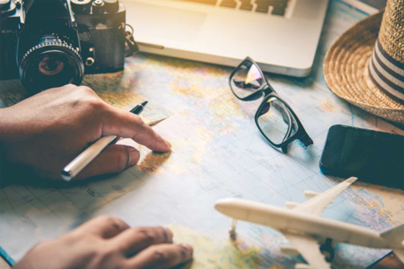 Example travel planning guides and maps