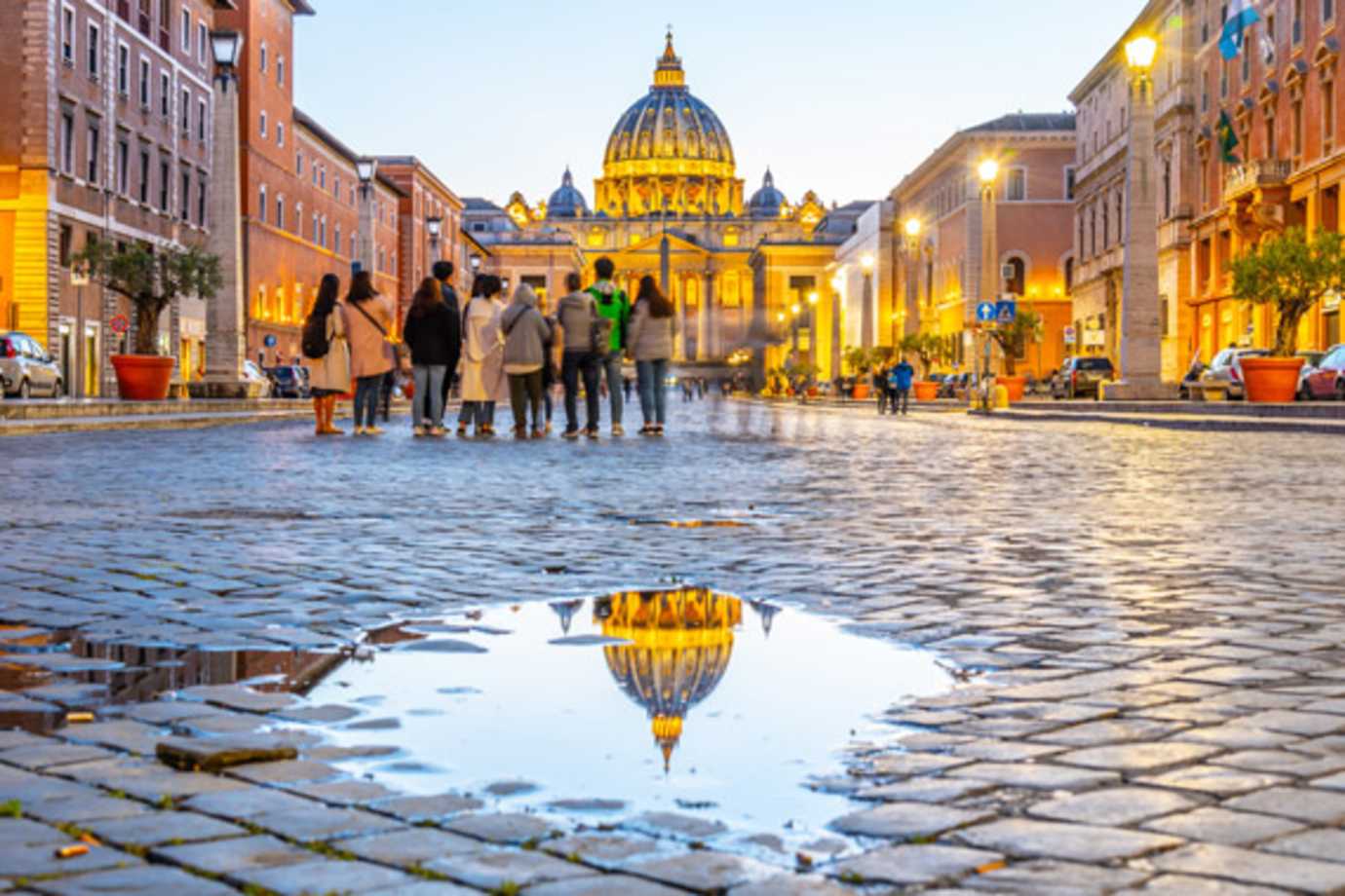 types of travel include group tours of italy