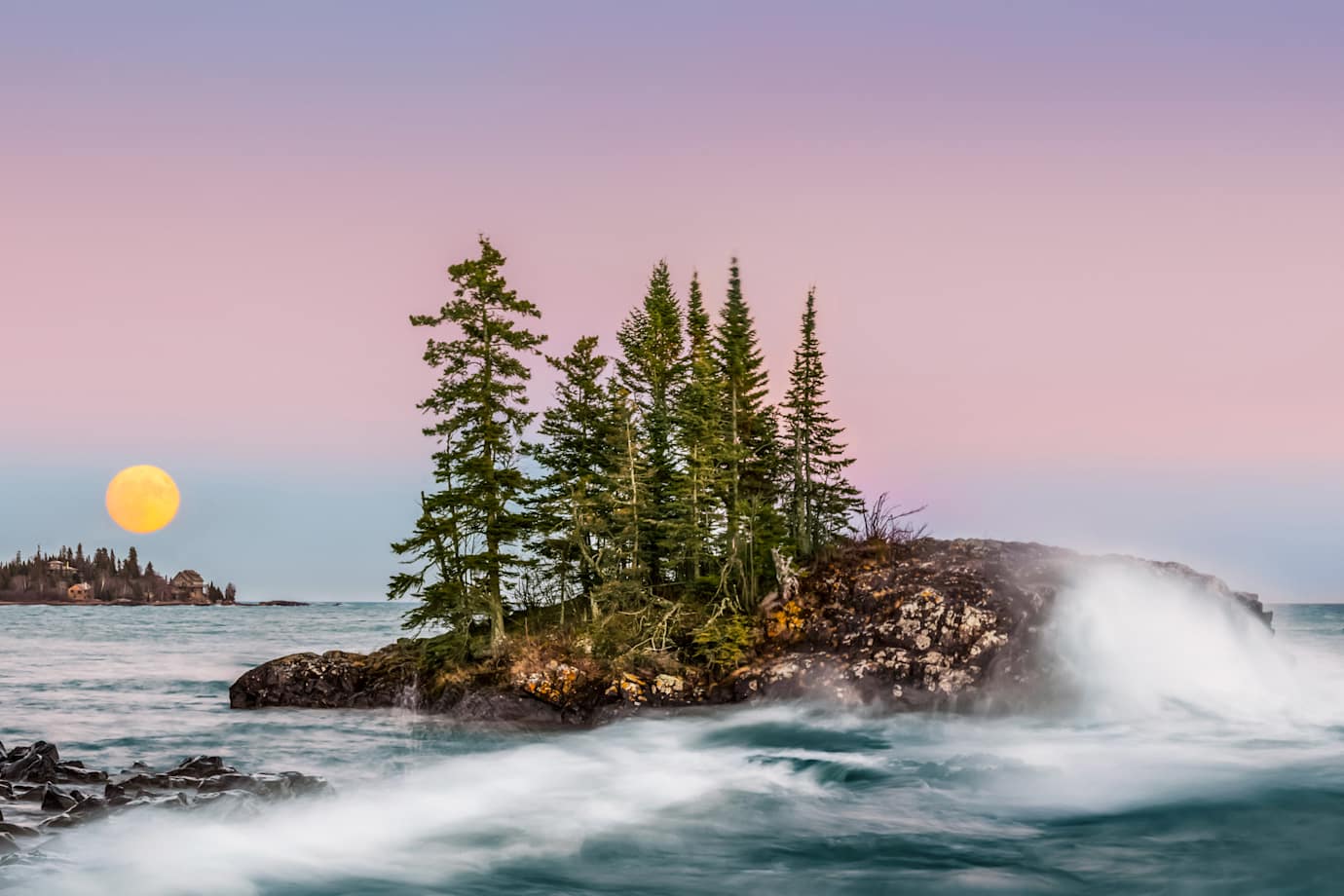 island in the great lakes