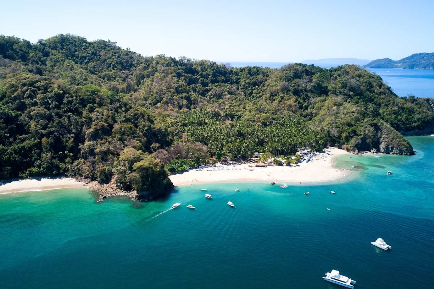 costa rica beach and mountains