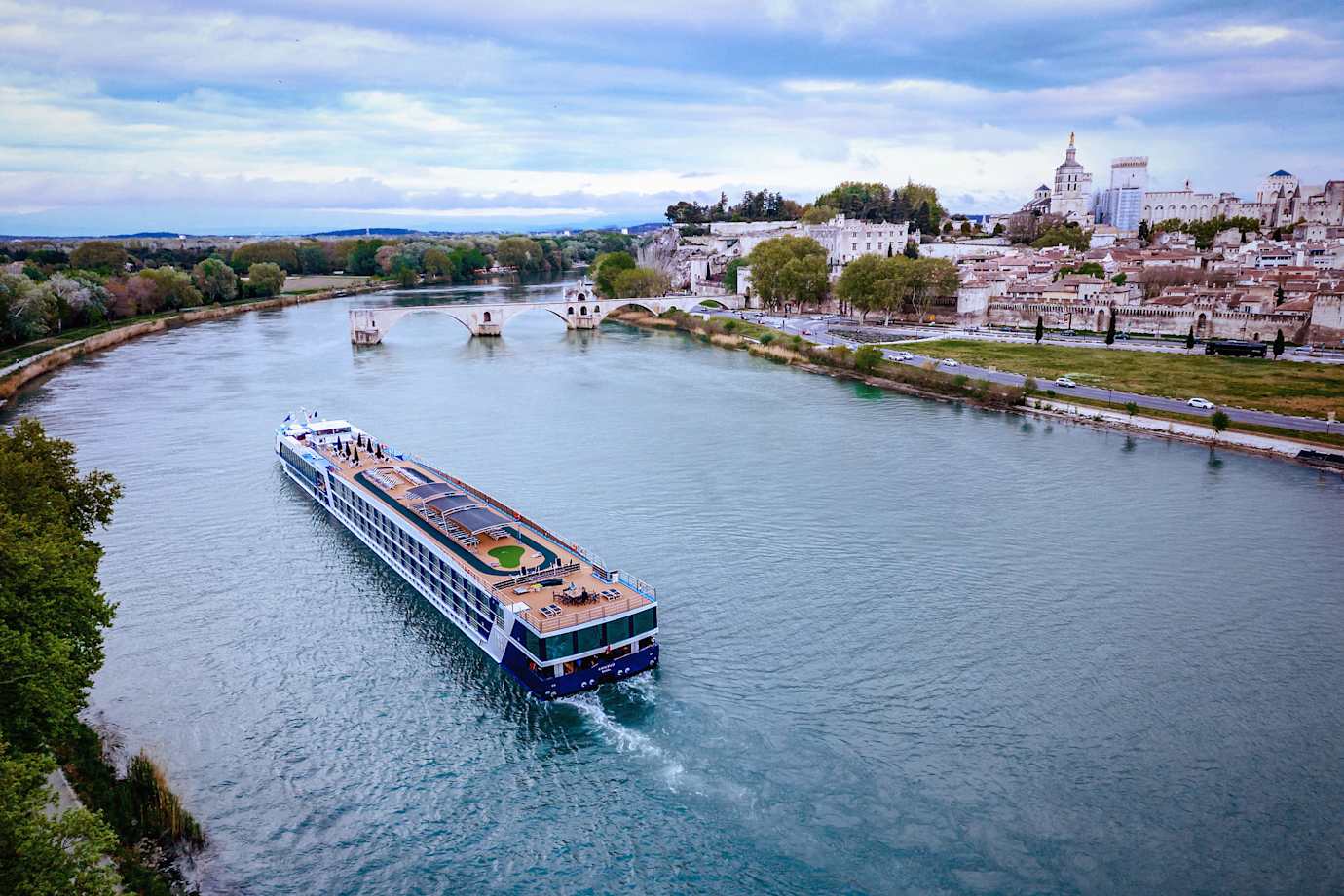 amawaterways complimentary land package