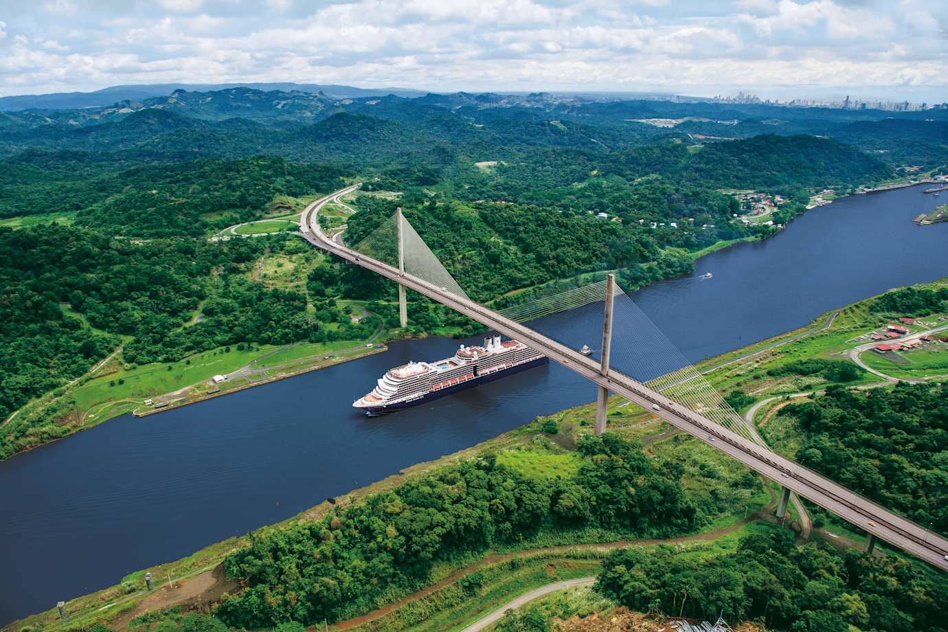 holland america ship in panama canal