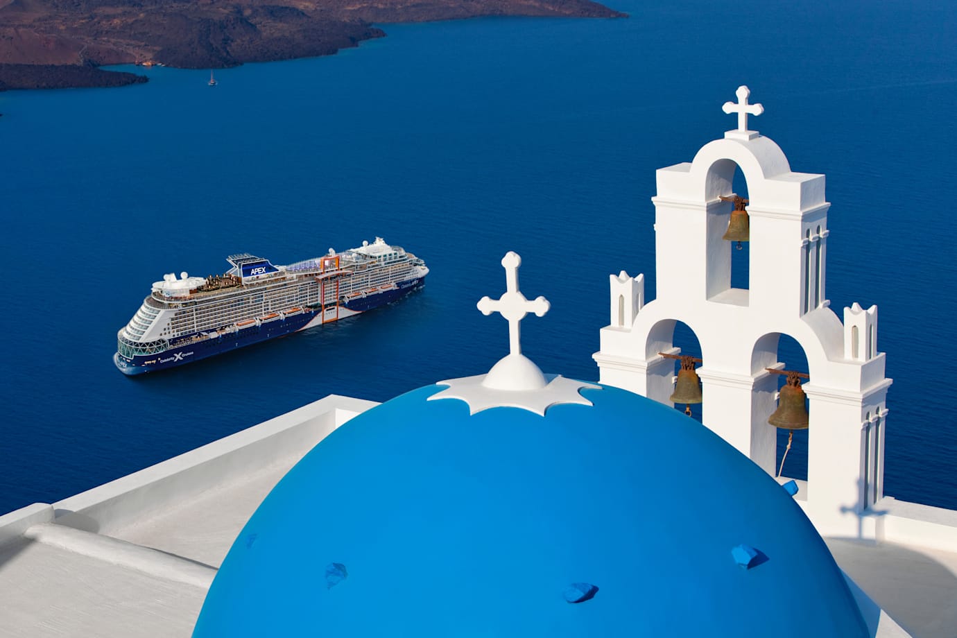 celebrity cruise ship in santorini
