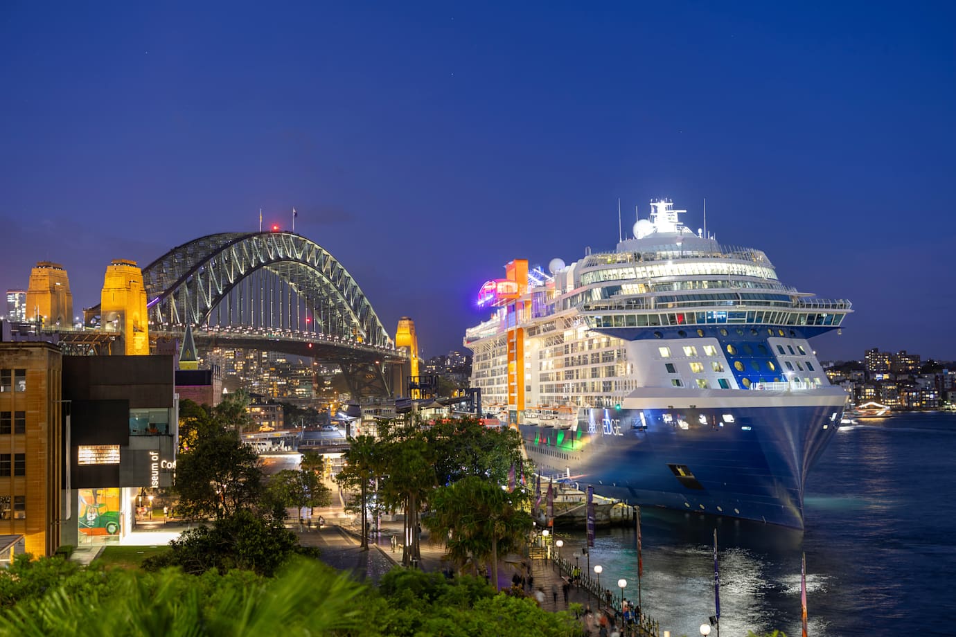 celebrity cruise ship in sydney harbour