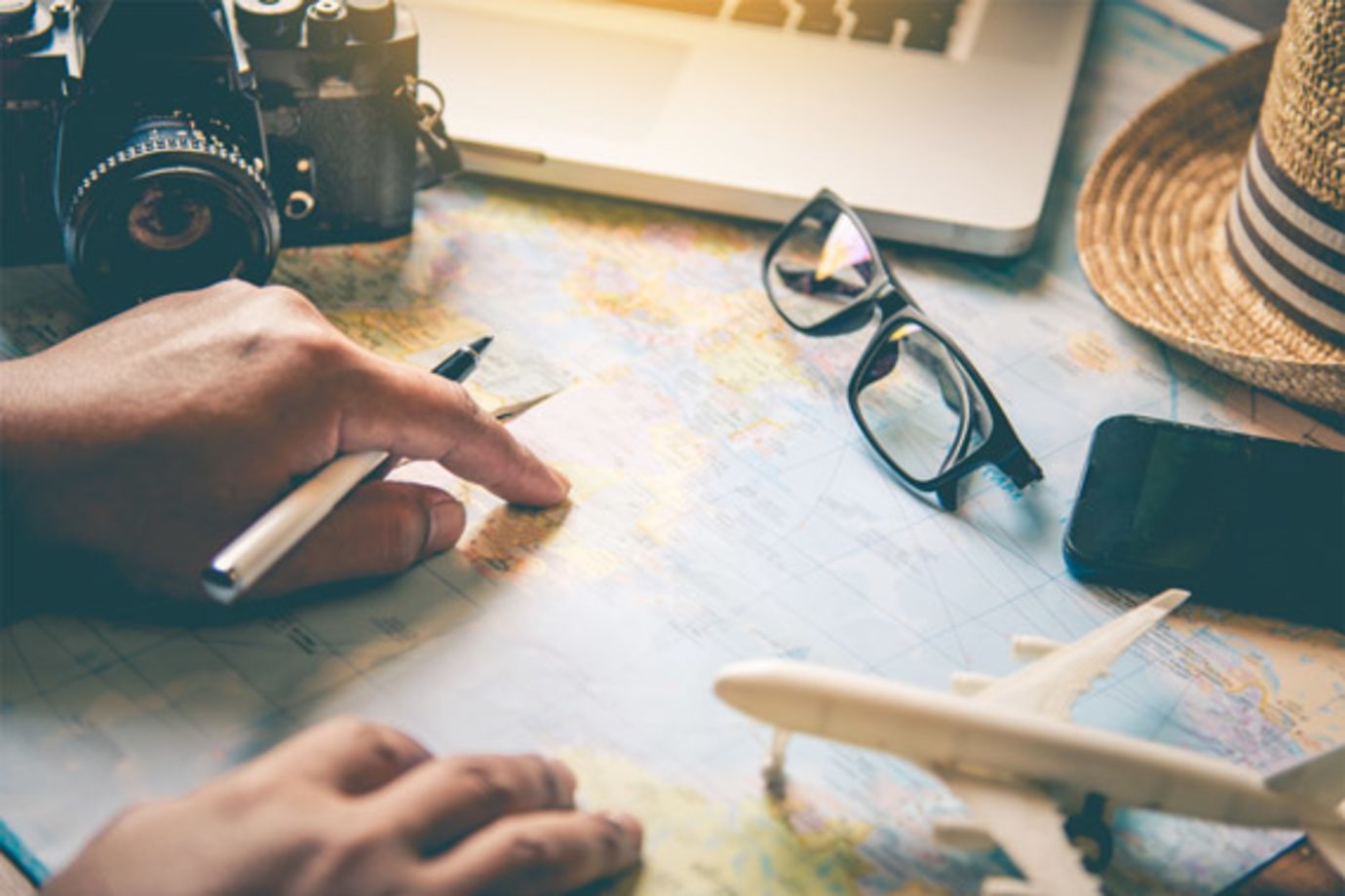 Example travel planning guides and maps