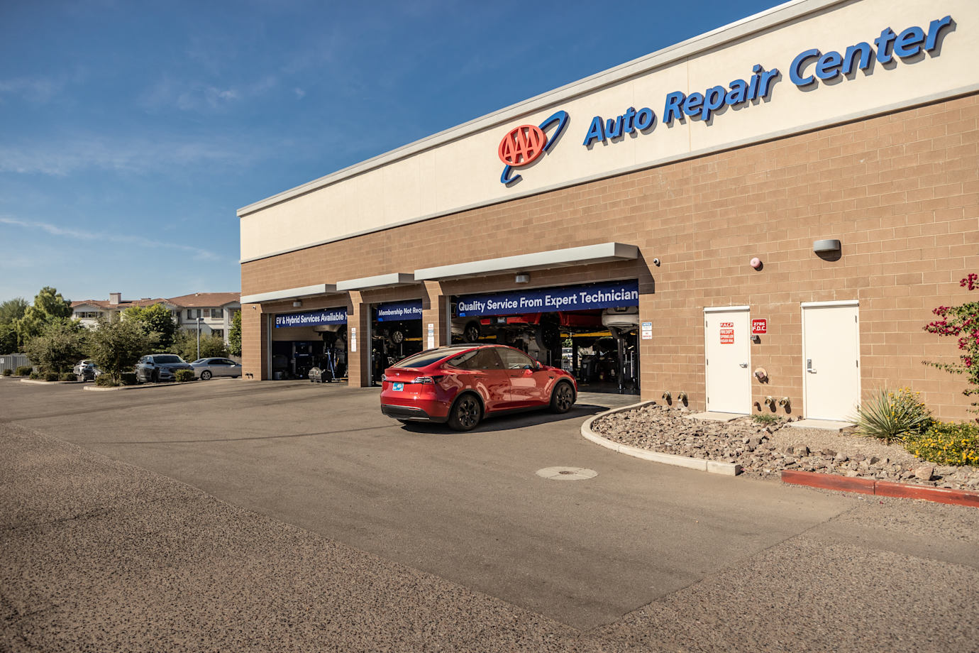 gilbert auto repair center location