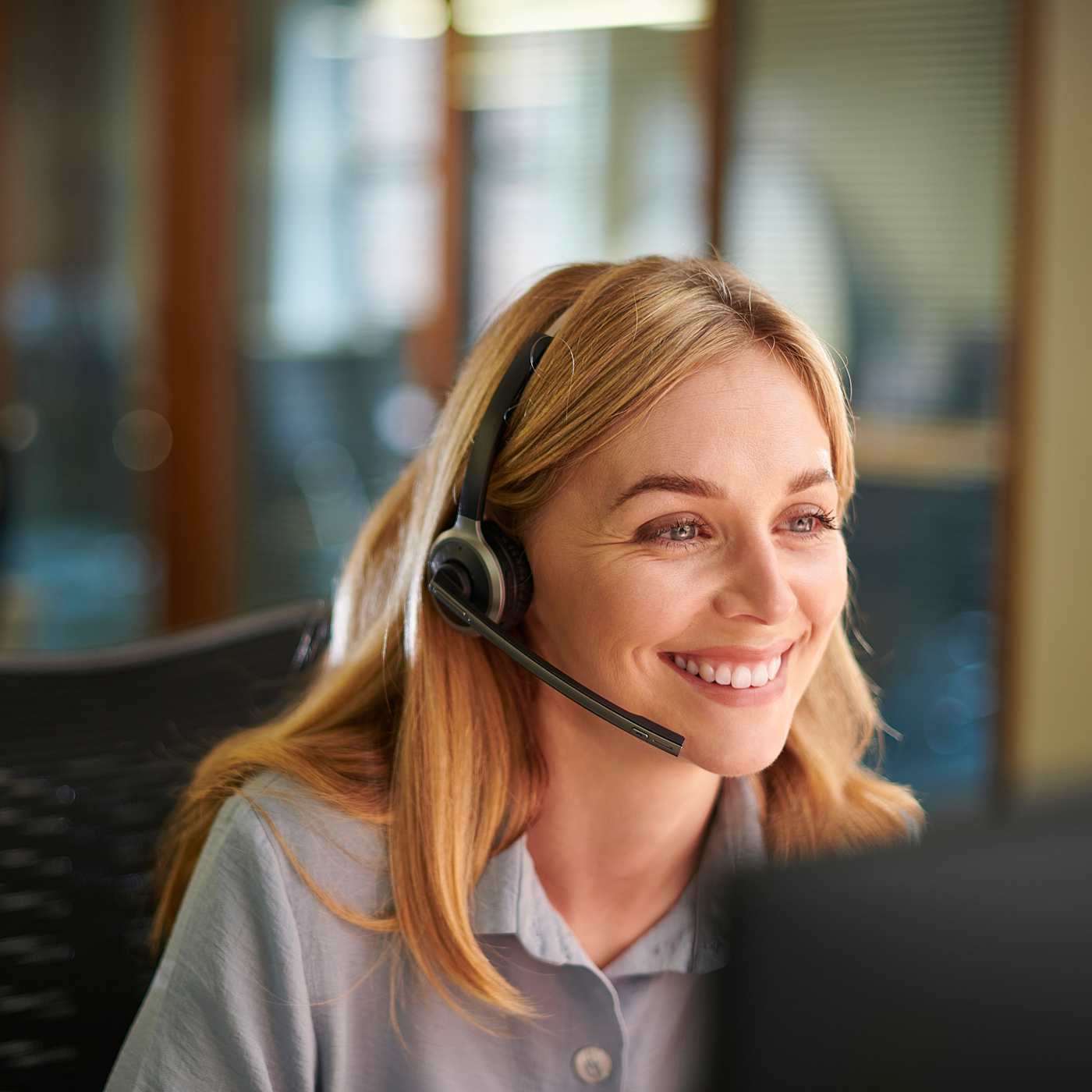 A Customer Service Agent ready to help