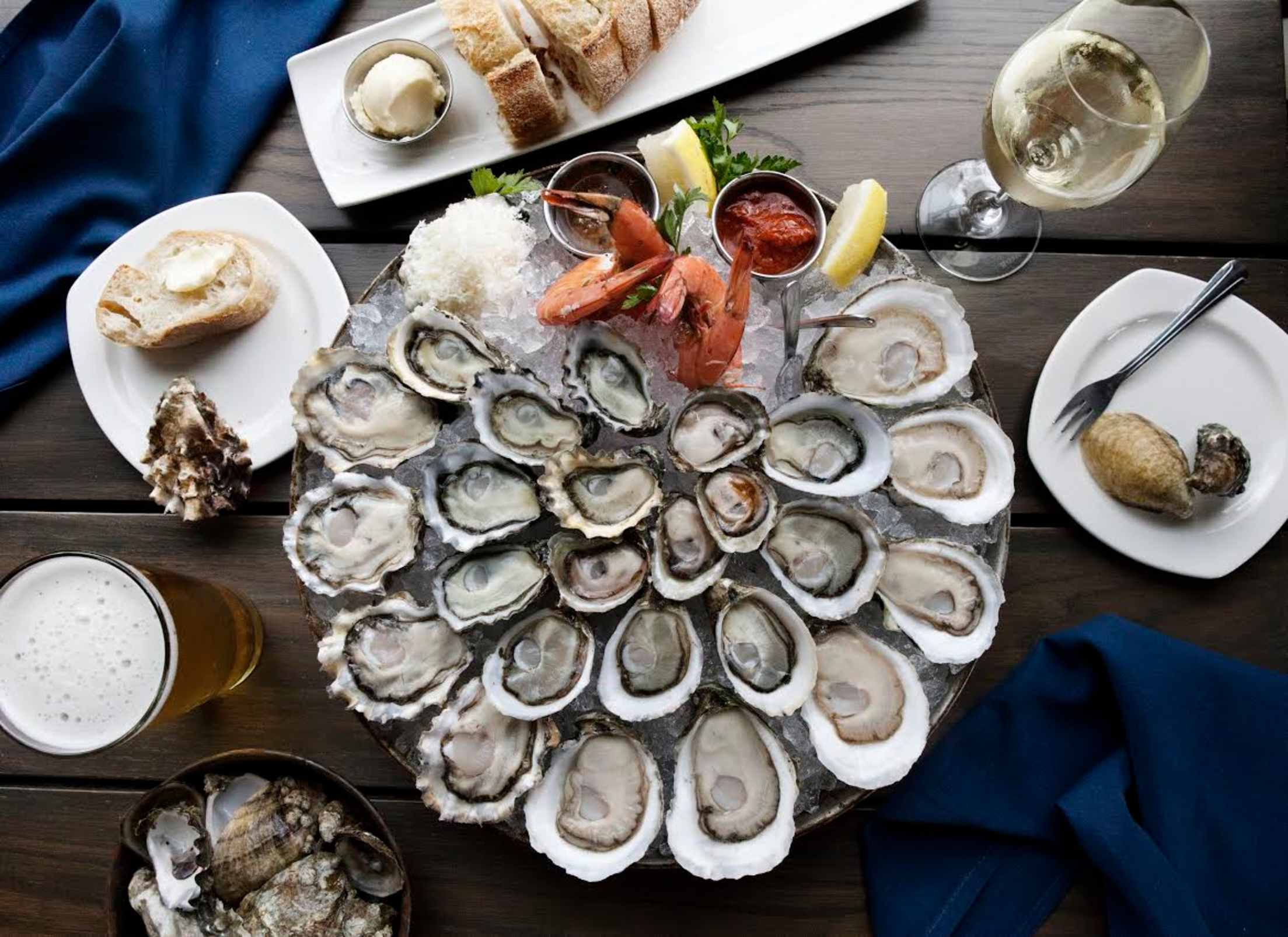 a tray of oysters on ice at Taylor Shellfish in Washington, picture