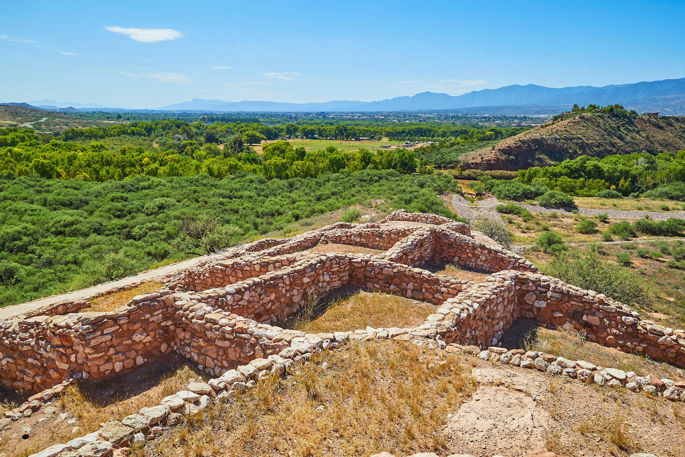 photo of a maze of rock walls at Tuzigoot National Monument
