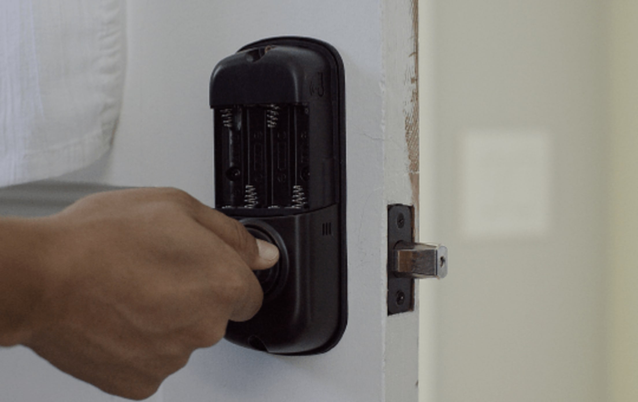 Test locking mechanism