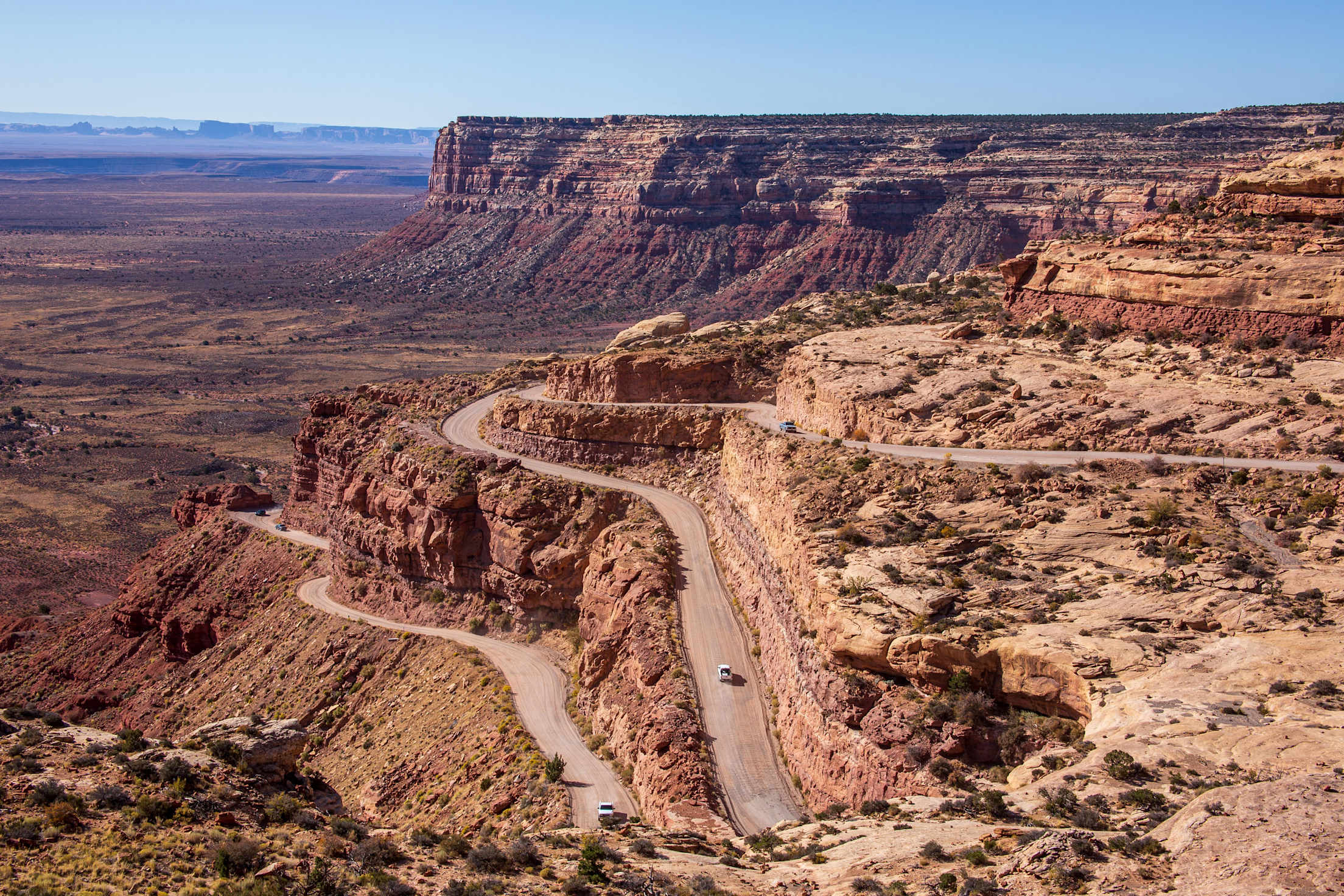 Cars driving on Moki Dugway road in Utah.