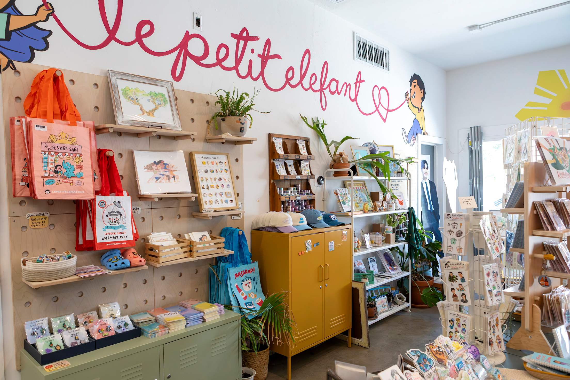 the inside of a store called le petit elefant shows cute Japanese items