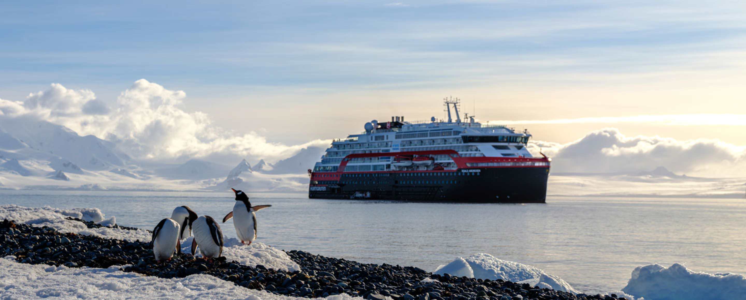 hx expedition ship in antarctica