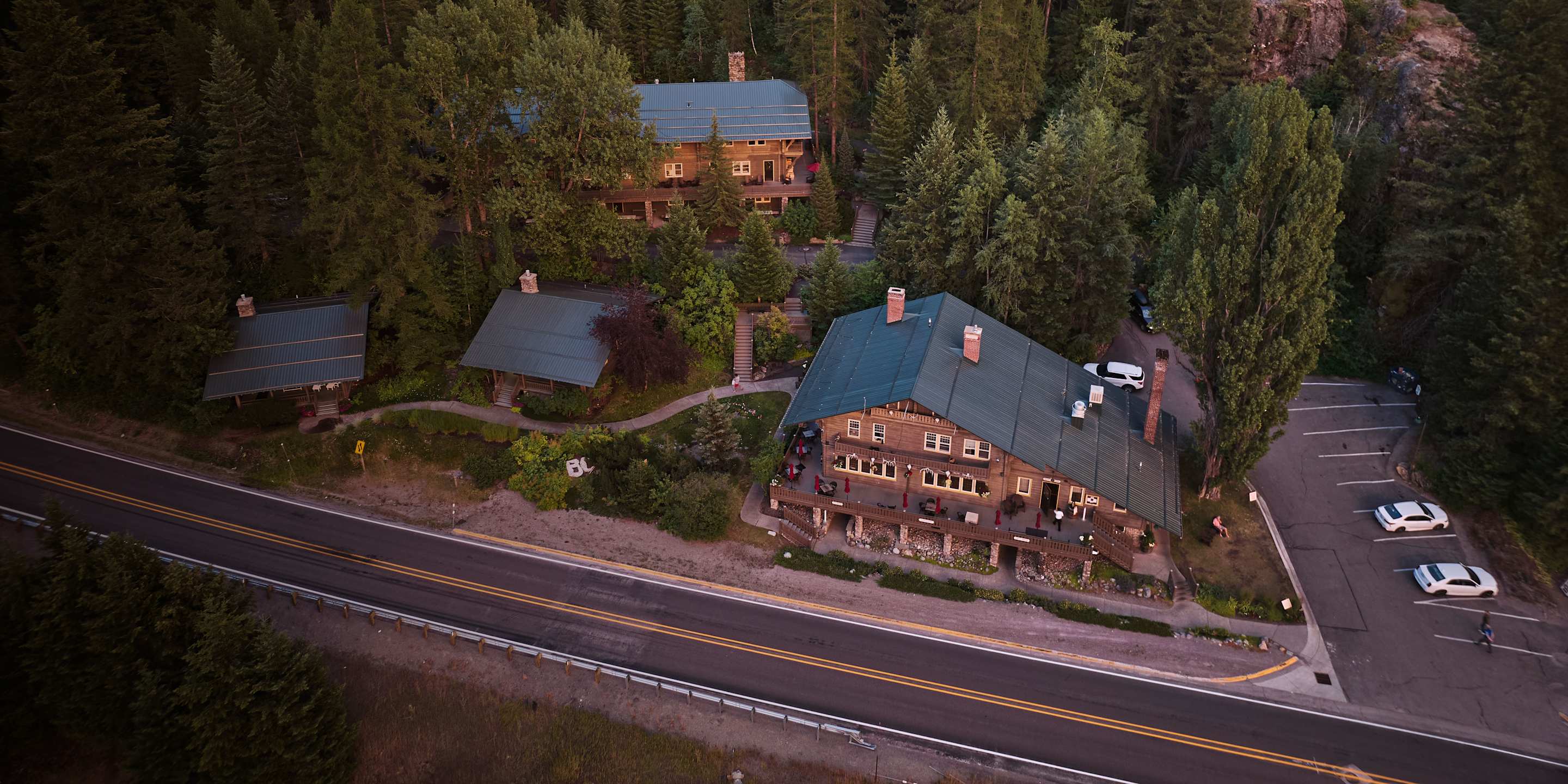 The Belton Chalet, a lodge-style hotel surrounded by pines