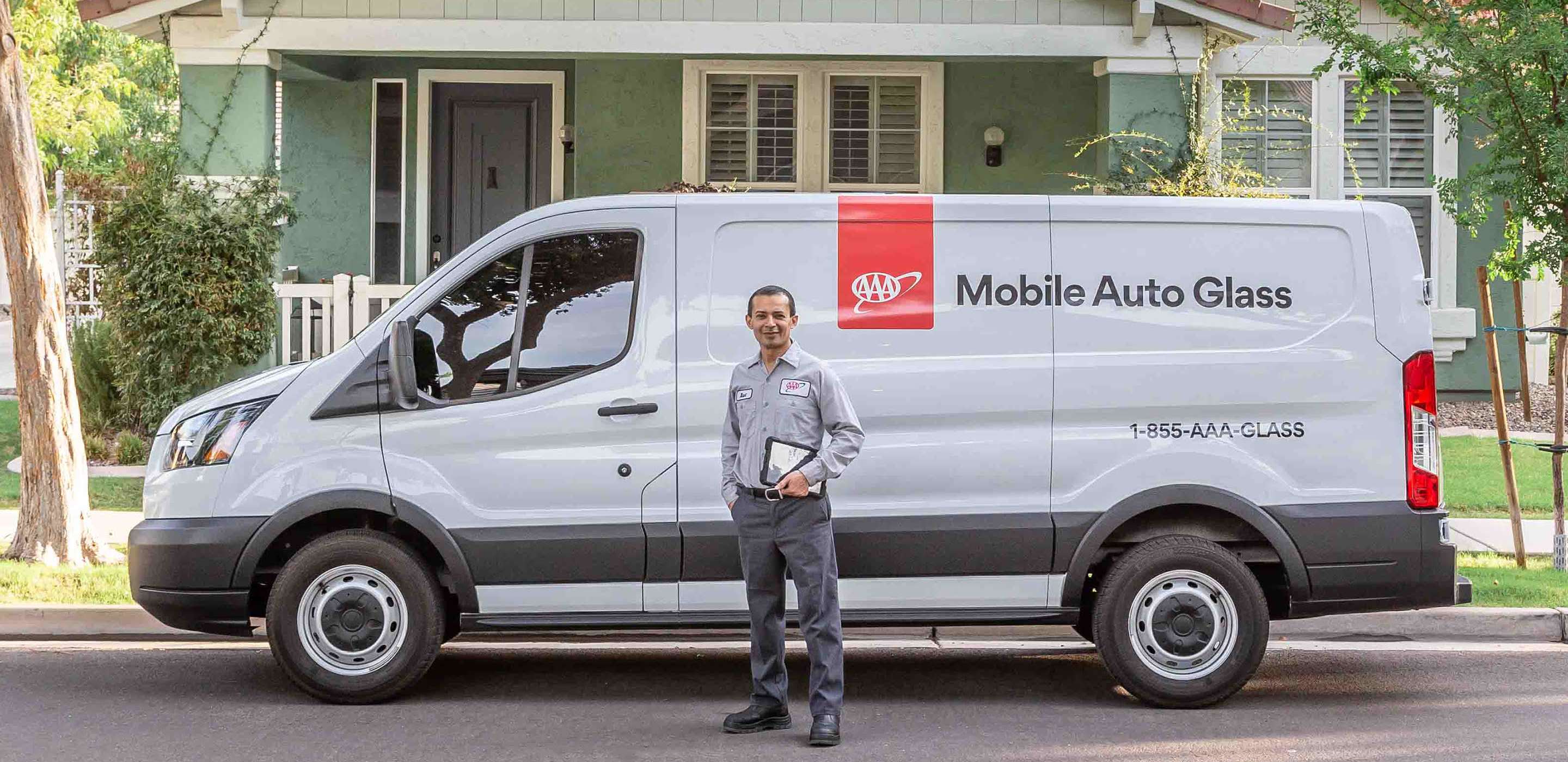 Mobile Auto Glass Technician with customer