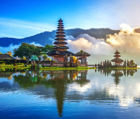 oceania cruises visit bali