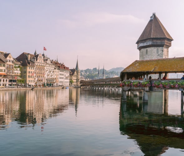 visit switzerland to see chapel bridge in lucerne