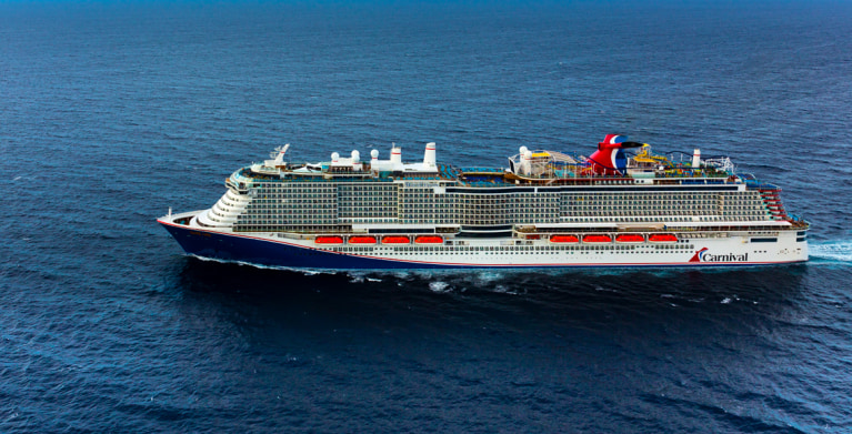 carnival cruise line ship at sea 