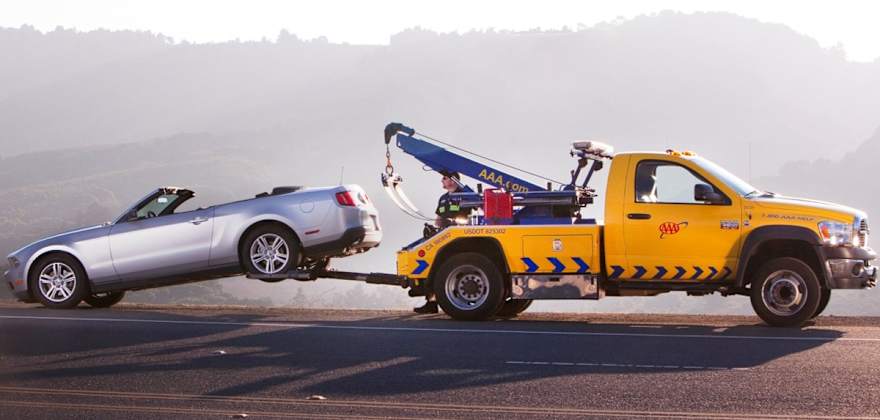 AAA Tow Truck