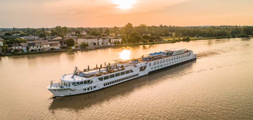 uniworld ships cruise through the bordeaux region in france