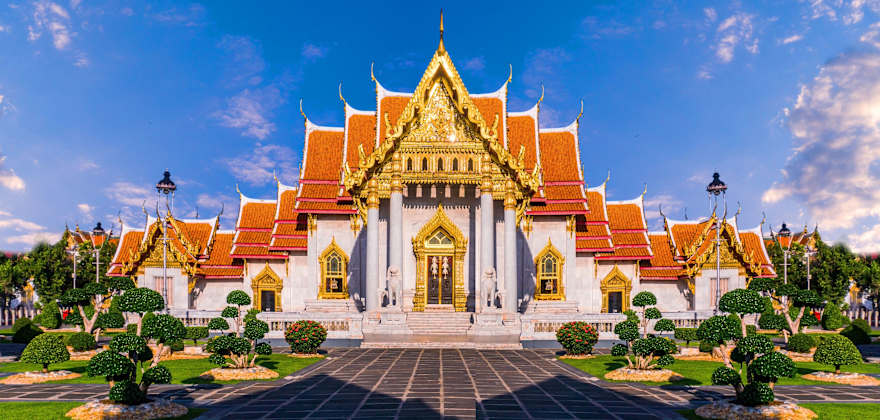 explore temples in thailand with member choice vacations