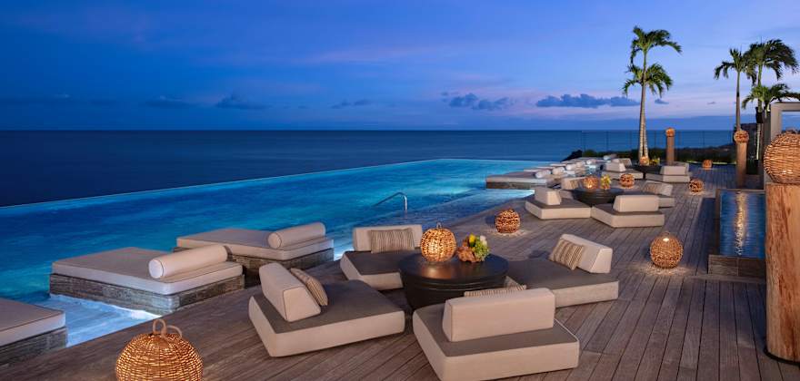 secrets moxche oceanfront pool