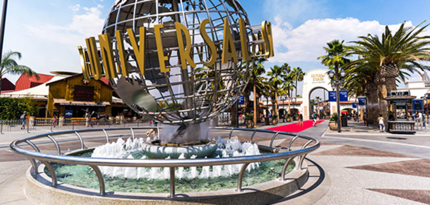 Universal Studios Hollywood globe