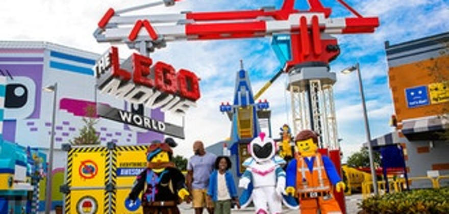 Legoland entrance 