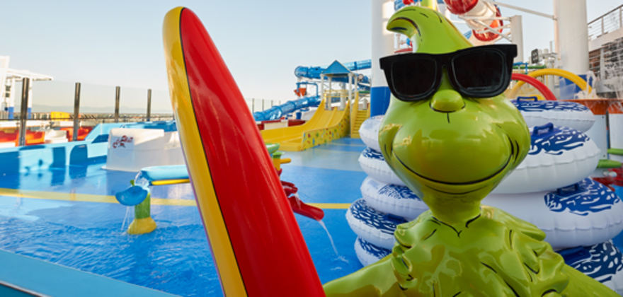 grinch on carnival holiday cruise