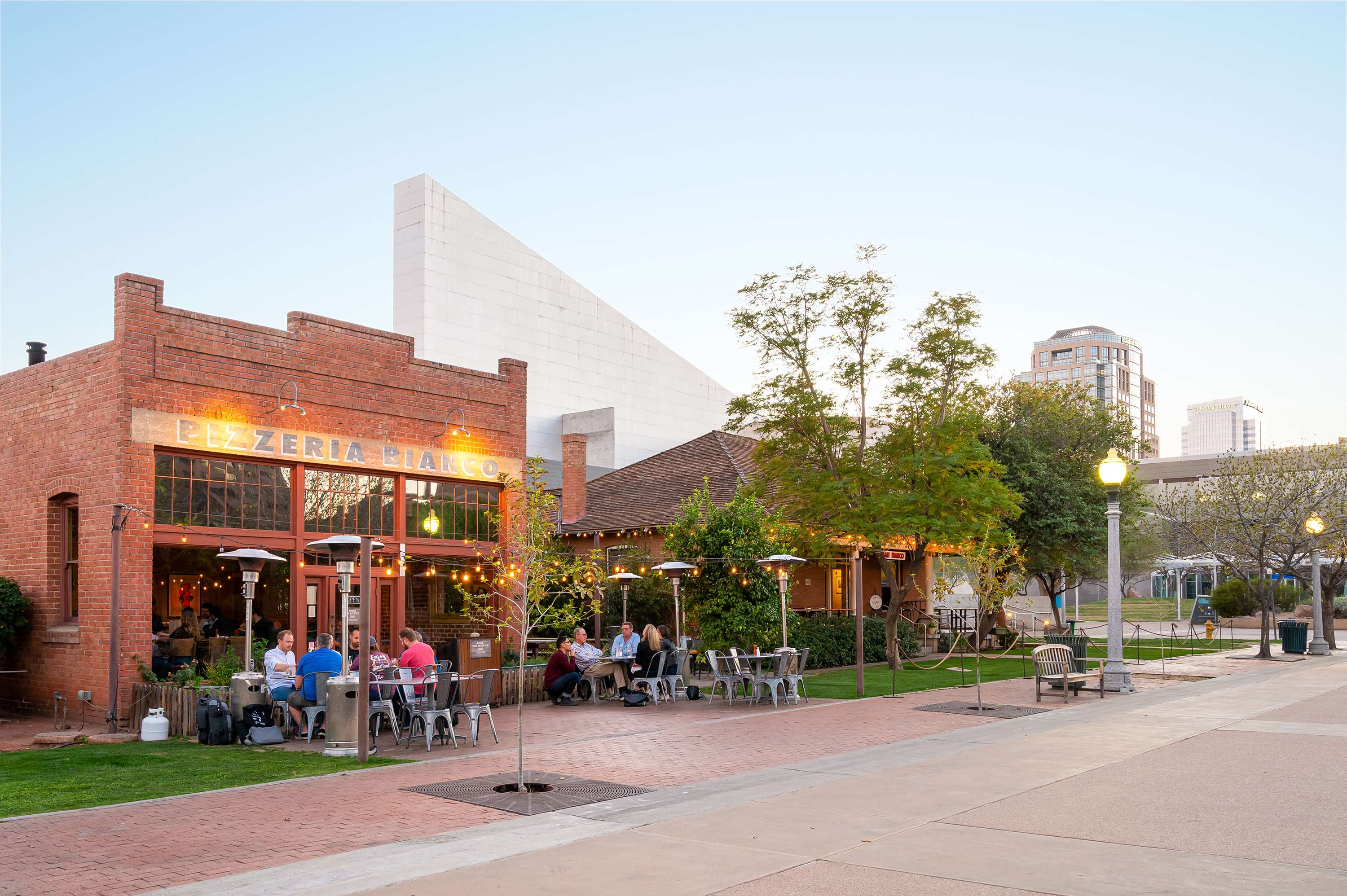 Things to Do in Downtown Phoenix | Via - AAA Northern California