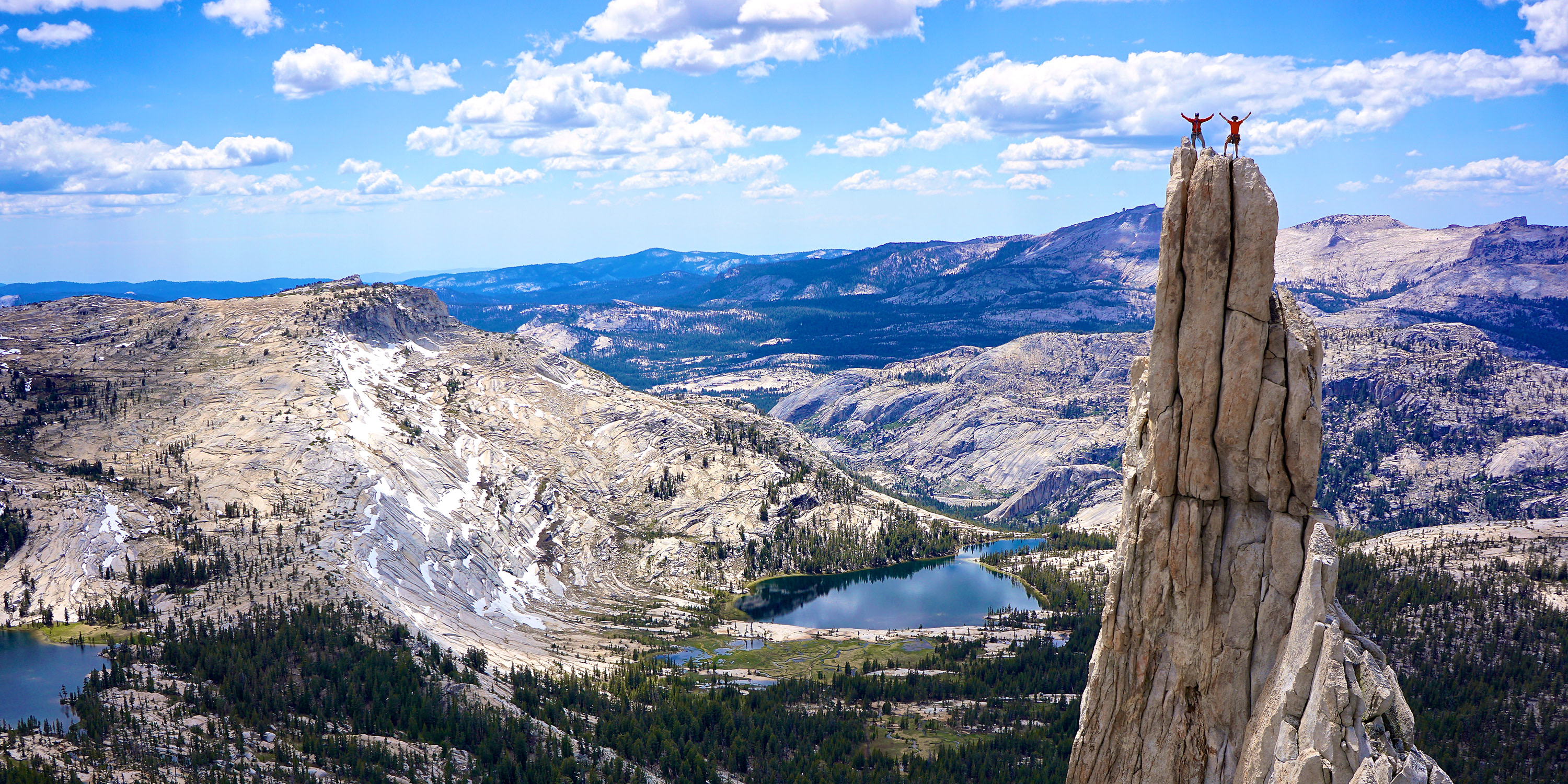 https://assets.goaaa.com/image/upload/w_auto,q_auto:best,f_auto/v1647562606/singularity-migrated-images/100Best-Yosemite-1-0-travel-top-destinations-adventures-where-to-go-california-utah-arizona-nevada-montana-wyoming-via-magazine-TandemStock_42325432.jpg.jpg