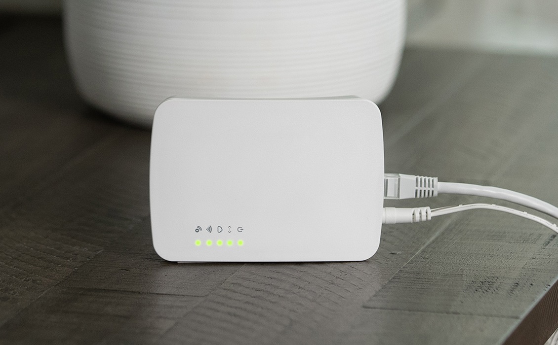 Self monitored system with Hub